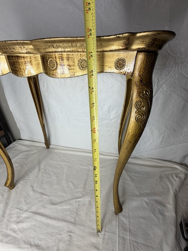 Vintage Gold White Italian Florentine Antique Tone Nesting Tables Set of Three gallery