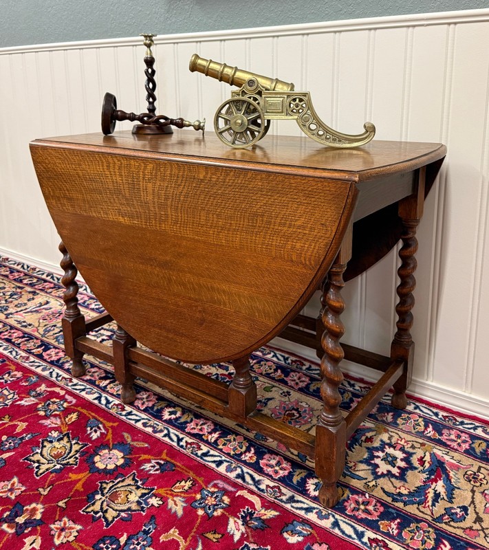 Antique English Large Table Drop Leaf Gateleg Barley Twist Oak Oval c. 1920-30s gallery