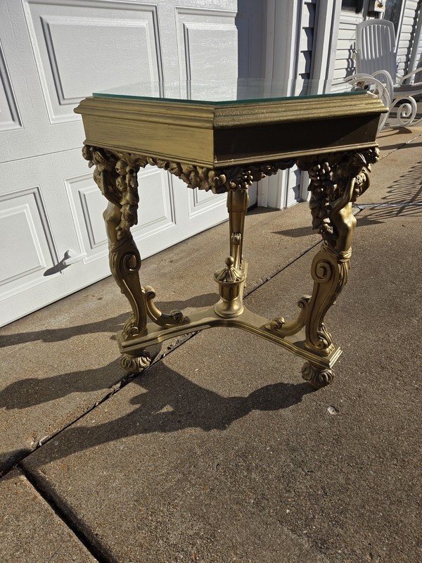 Vintage Louis XVI Gilded Occasional Table gallery