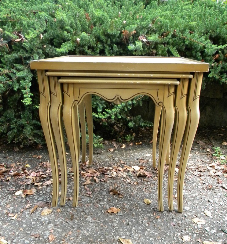 French Style Antique Cream Imperial Furniture nesting tables