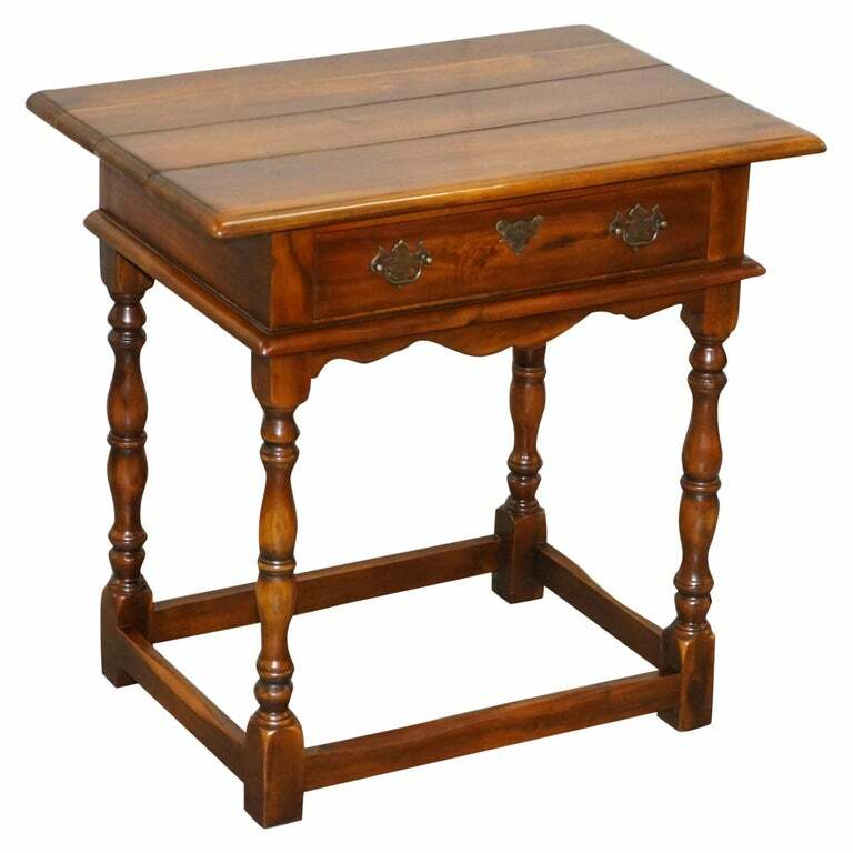 LUXURY LARGE THEODORE ALEXANDER MAHOGANY SIDE TABLE WITH SINGLE DRAWER CAMPAIGN
