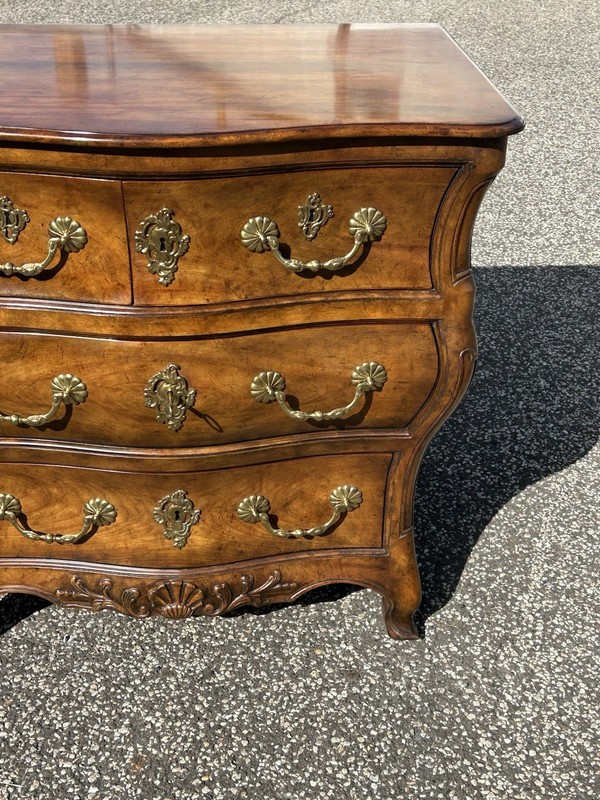 Baker McMillen Collection Continental Style Bombe Chest Of Drawers gallery