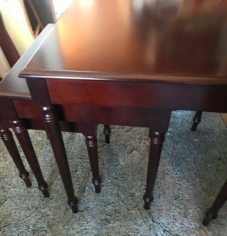 Mahogany Nesting End Tables / Side Tables (ET112) gallery
