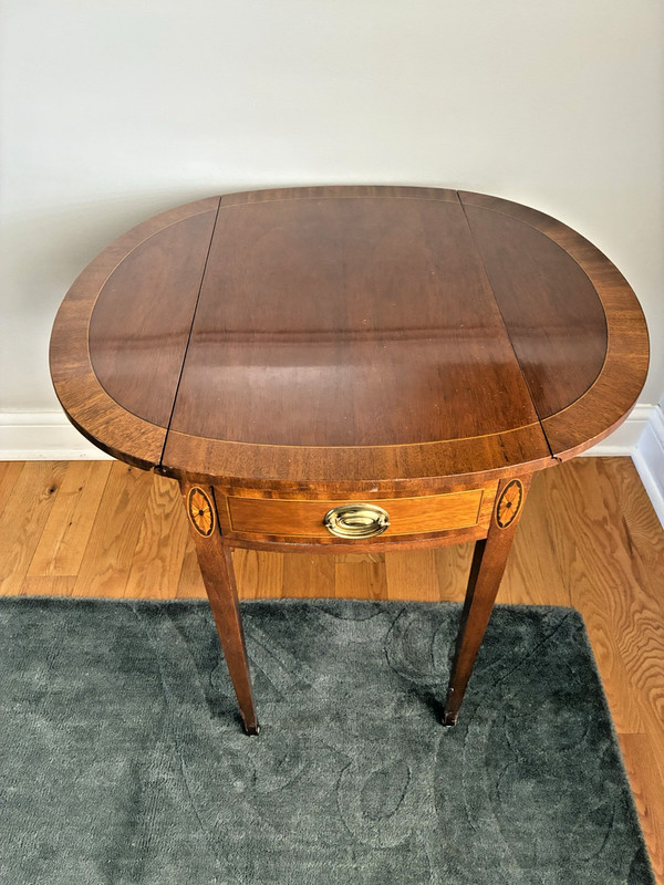 Federal Style Councill Craftsmen Mahogany Inlaid Drop Leaf Pembroke Side Table gallery