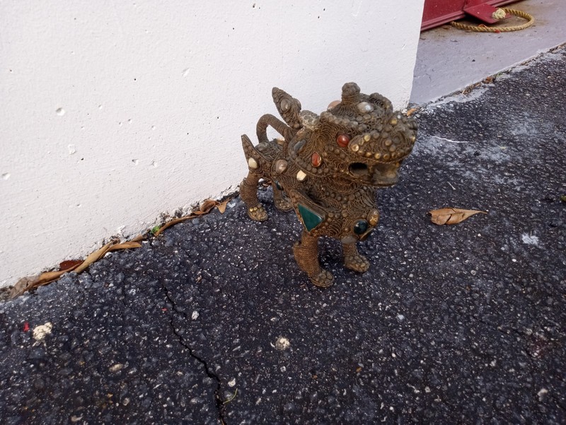 Decorative, metal, table art, antique,stones, animal, bronze