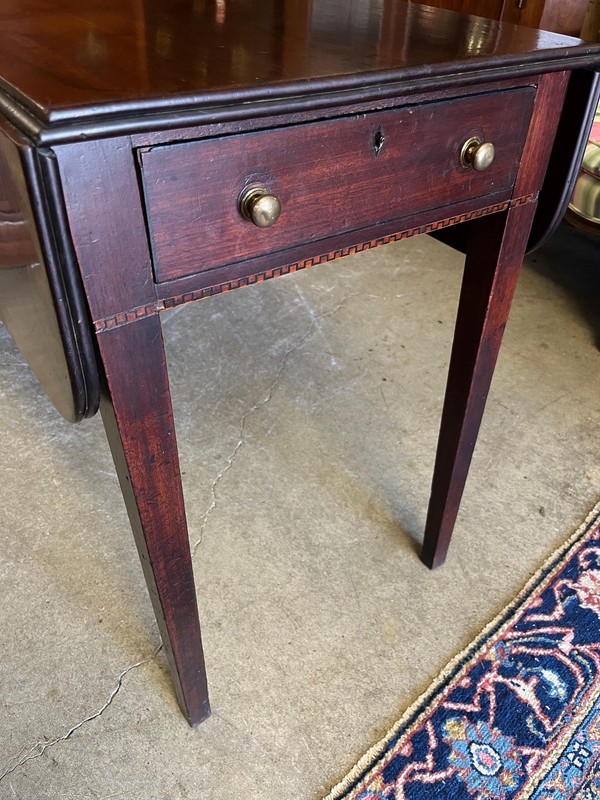Antique English Mahogany Pembroke Table gallery