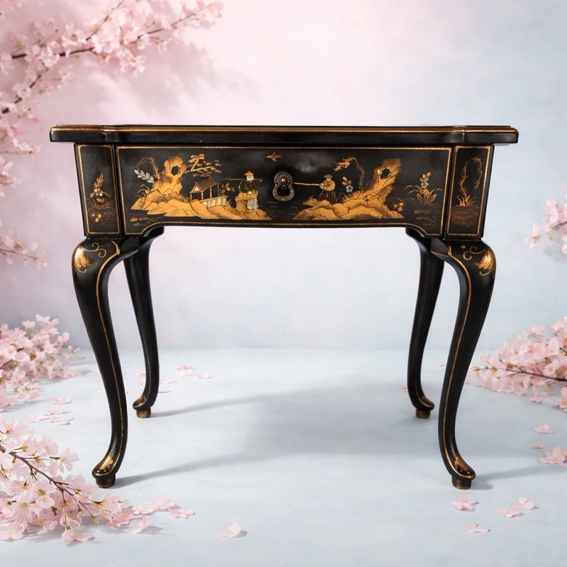 Vintage Chinoiserie-style Side Table with Drawer Black and Gold