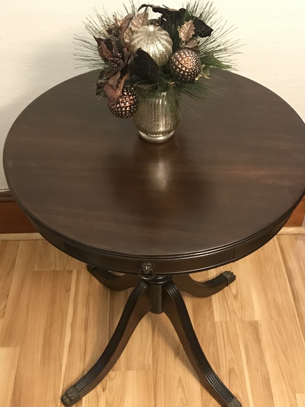Round Antique Table with Drawer Mahogany Stain Refinished Duncan Phyfe legs