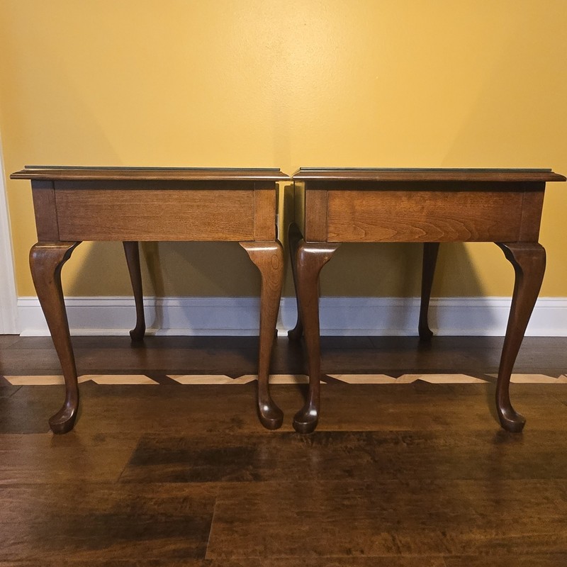 Pennsylvania House Solid Cherry Queen Anne End Tables Pair with Glass Tops VTG gallery