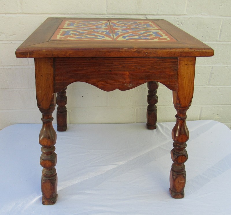 VINTAGE 1920'S ERA CALIFORNIA TILE TOP TABLE MADE BY D&M SPANISH REVIVAL gallery