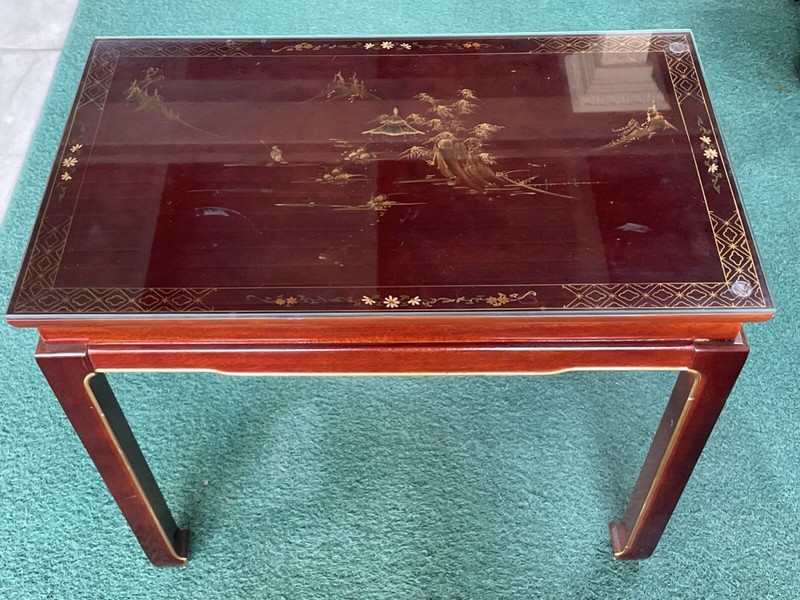 Hand-Painted Chinoiserie Red Lacquered Side Table With Pull Out Trays