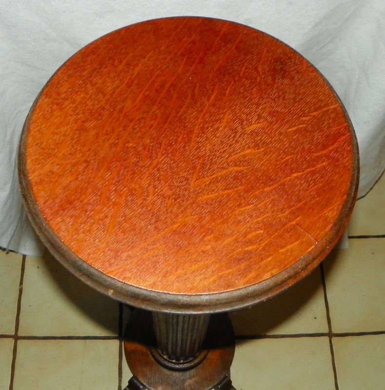 Quartersawn Oak Fluted Plant Stand (PS-201) gallery