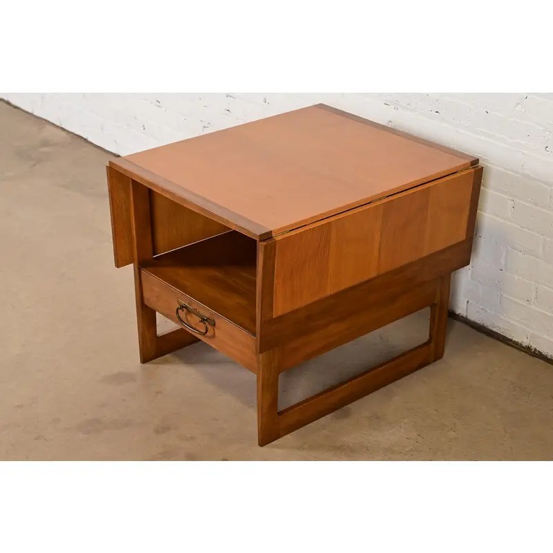 Michael Taylor for Baker Furniture Mid-Century Modern Side Table, 1960s