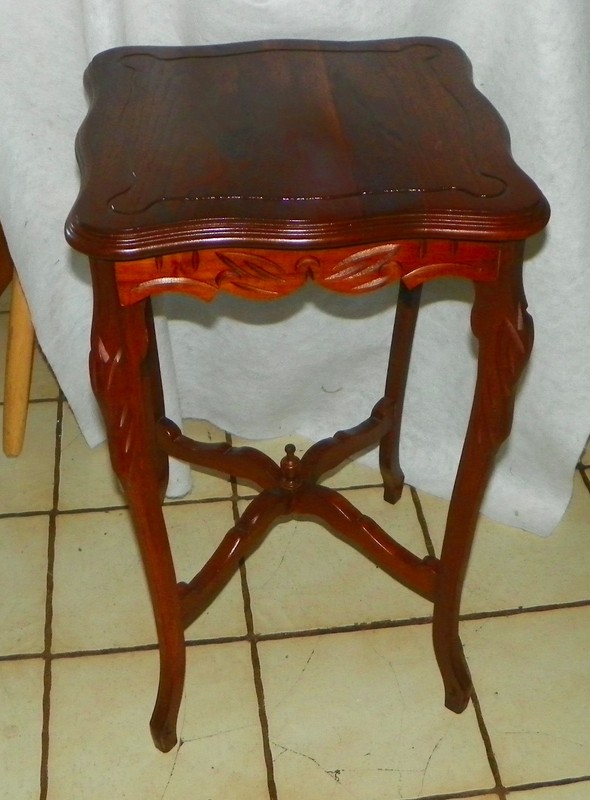 Solid Walnut Carved End Table / Side Table (ET314) gallery