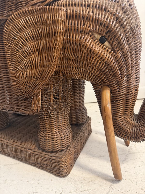Vintage Elephant Tray Table Natural Wicker Boho 1960s gallery