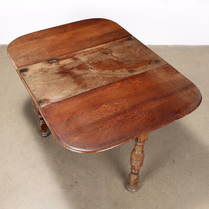 Antique Extendable Table Oak United Kingdom XX Century Original gallery