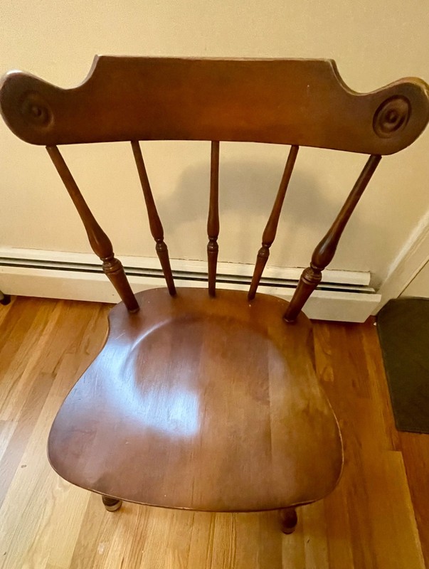 USA Heirloom Maple Table 4 Chair Set Round Spindle Hale Company Vermont Vintage gallery