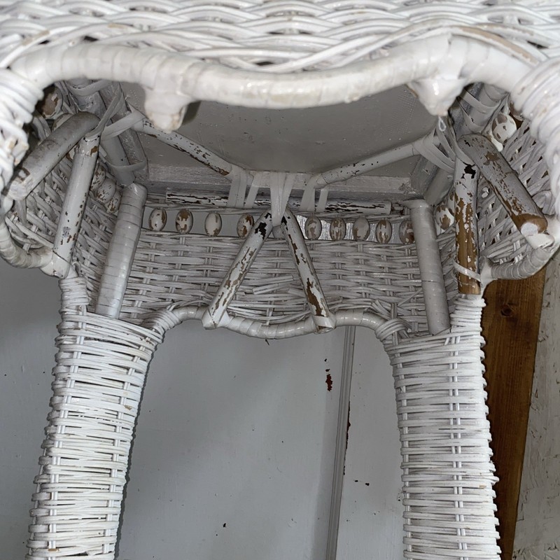 Vtg Wicker Rattan Plant Stand Boho Side Table Round Shabby White Wood Beads 28” gallery