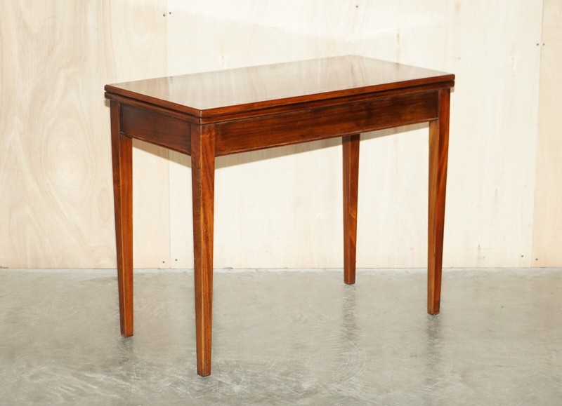 FINE ANTIQUE SHERATON BURR & BURL WALNUT CARD GAMES TABLE WITH SATINWOOD DETAIL gallery