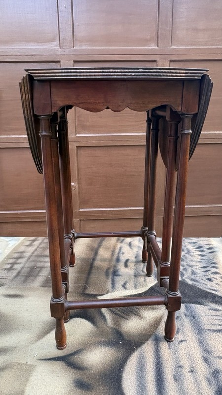 A+ Baker Furniture Co Vintage Gate Leg Drop Leaf Side Table Burled Walnut Wood gallery
