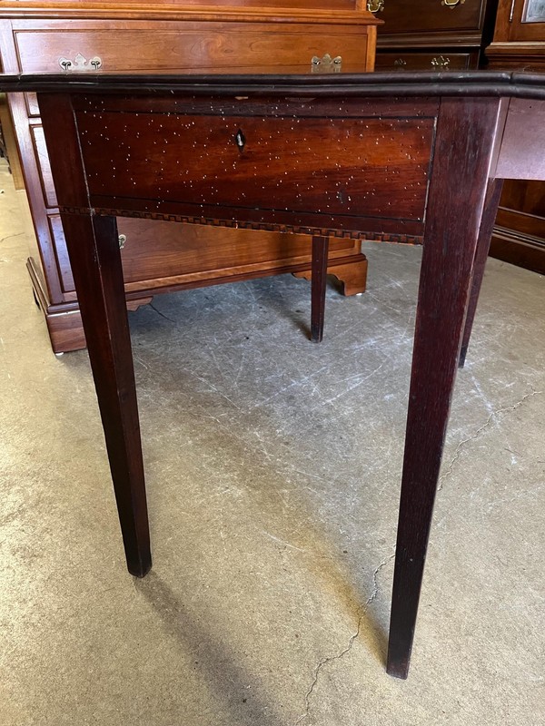 Antique English Mahogany Pembroke Table gallery
