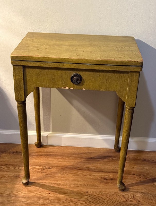 🧵 Antique Primitive Drop Leaf Sewing Table – Lift Top Storage – 28” Tall
