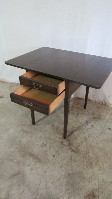 Henkel Harris Mahogany Drop-Leaf Side Table gallery
