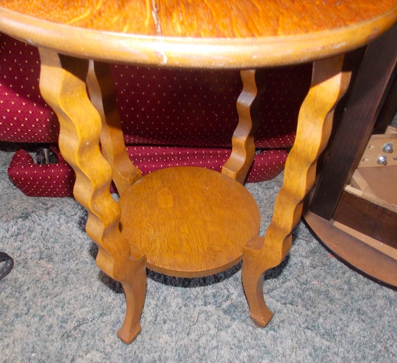 Quartersawn Oak Plant Stand (PS134) gallery
