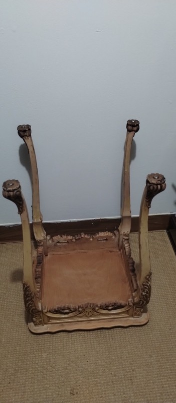 ANTIQUE - MID CENTURY NESTING TABLE SET OF 3 gallery