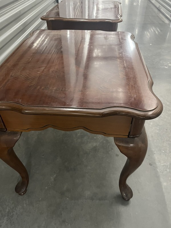 1990s Queen Anne End Table (2) Beautiful - ***Free Pick *** gallery