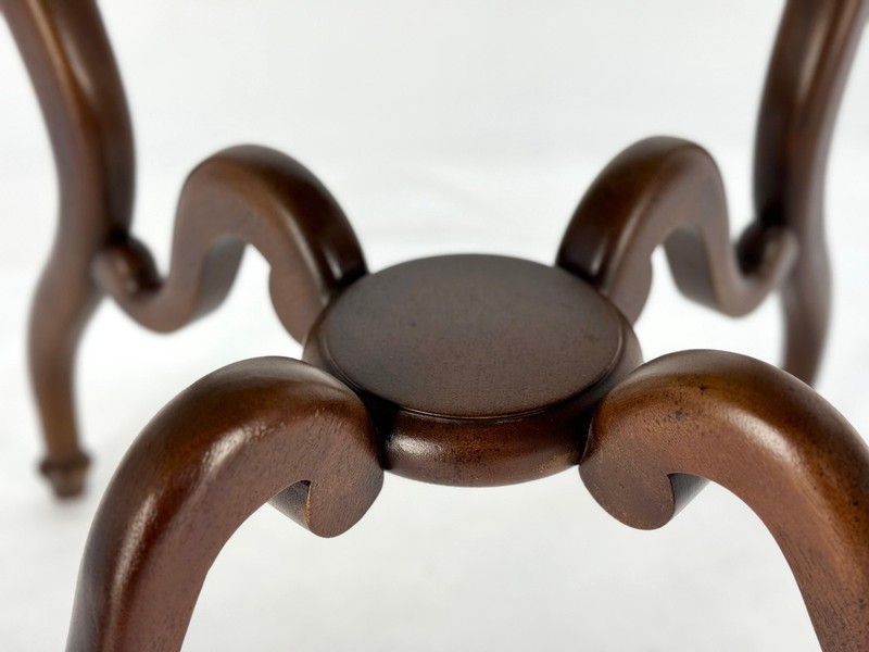 Pair Mahogany Clover Shape Light Cream Leather Top Lamp End Tables Stands MINT! gallery