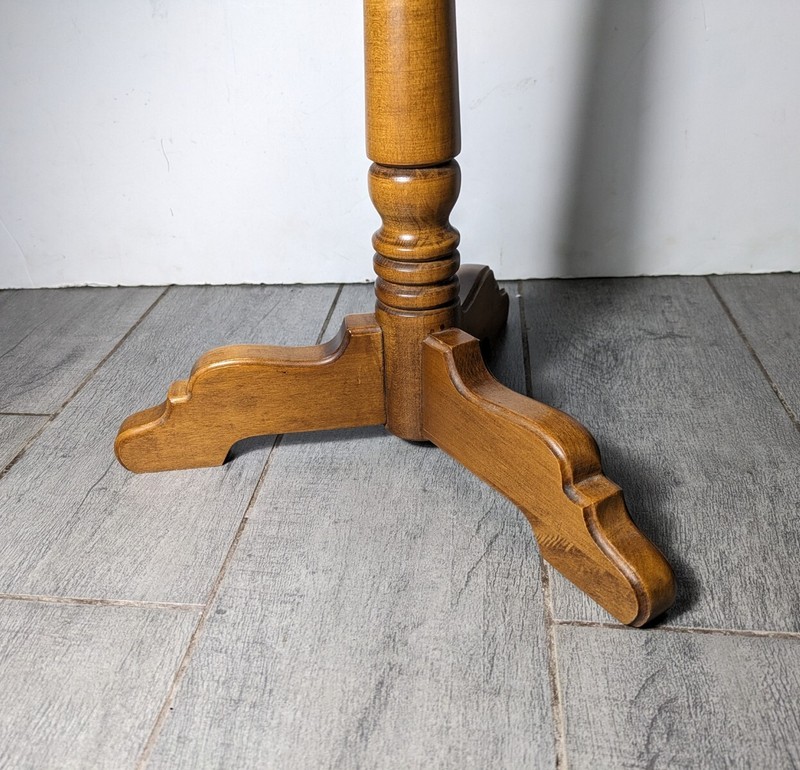 Vintage Tell City Chair Co. Cigar Smoking Stand Clover Table gallery