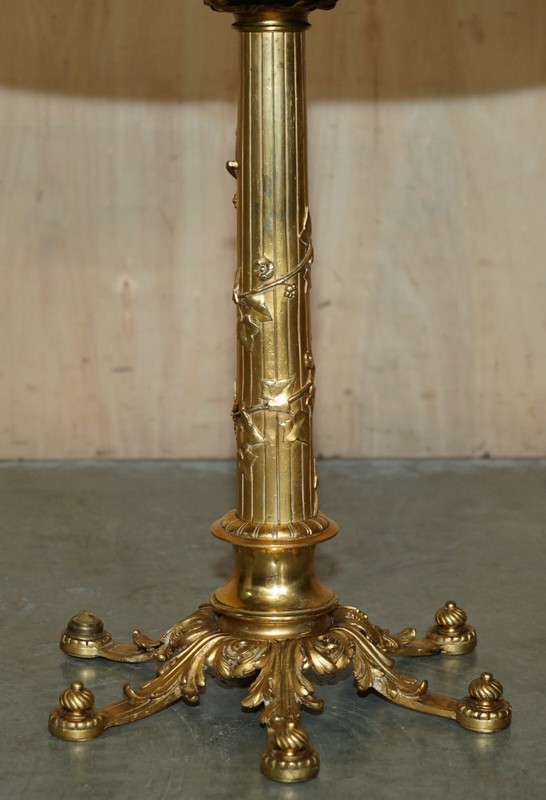 EXQUISITE ANTIQUE CIRCA 1900 BRASS SIDE END LAMP TABLE WITH THICK MARBLE TOP gallery