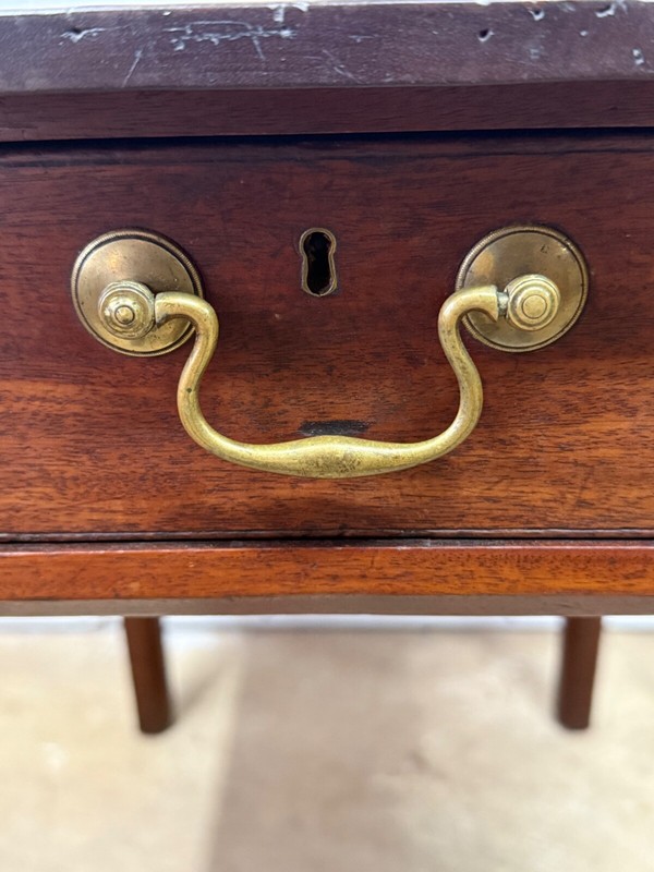antique Chippendale Mahogany Marlborough leg Pembroke table 1780 philadelphia gallery