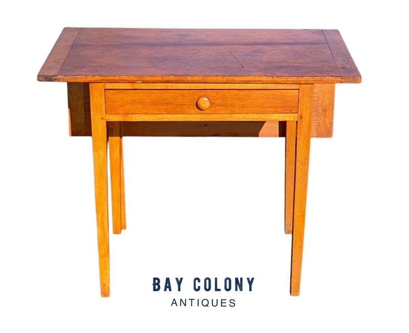 Antique Hepplewhite Drop Leaf Tavern Table / Bakers Table gallery