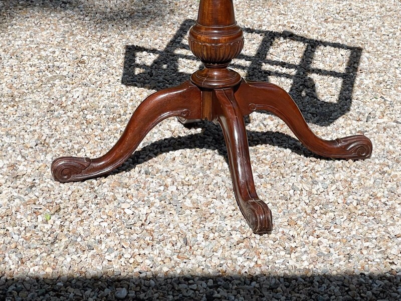 Antique Victorian Mahogany Double-Sided Folio Stand gallery