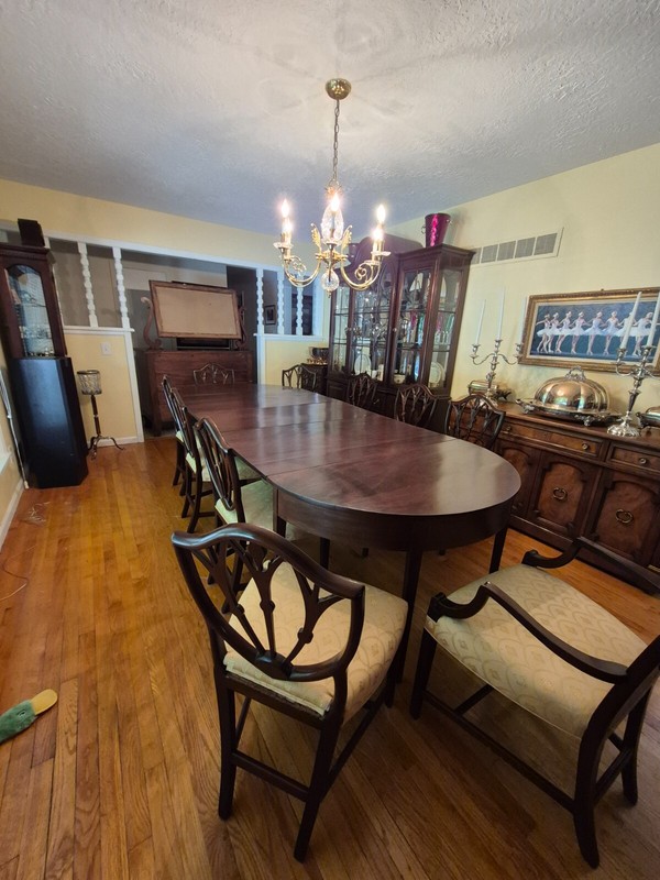 Antique Mahogany Drop Dining Room Table gallery