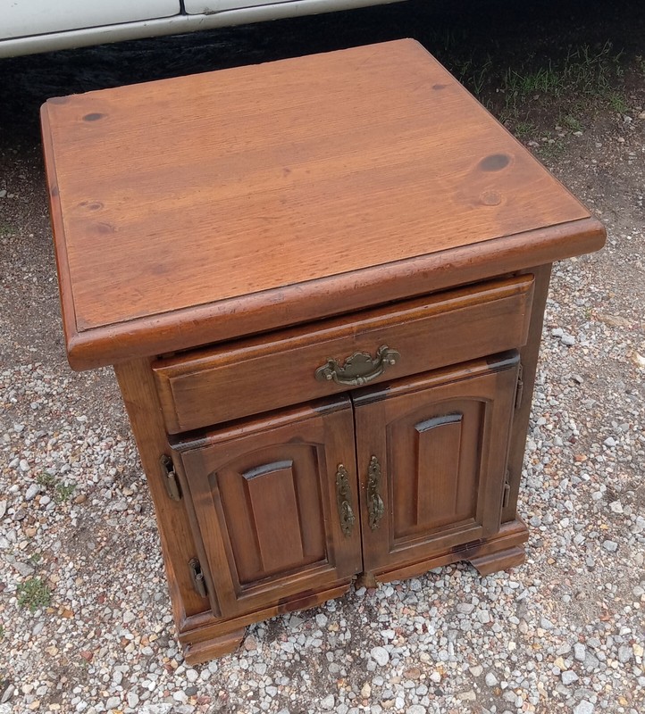 Mid Century Pine Nightstand (NS-153)