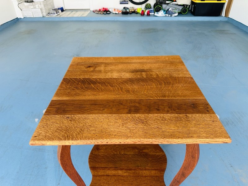 Beautiful Antique Quartersawn Tiger Oak 2-Tier Parkour Entry Way Lamp Table gallery