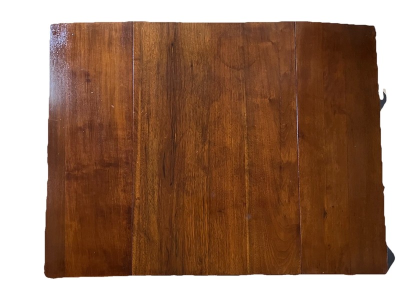Antique American Hepplewhite Walnut Pembroke Table, C1790 gallery