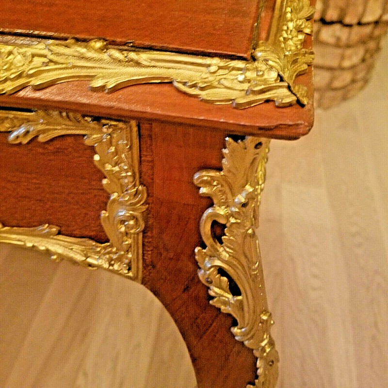 Antique Louis XV type table with gold gilded gold ormolu gallery