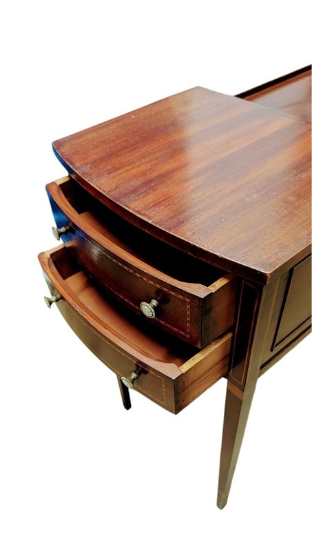 Vintage Mahogany Federal style side two-tiered Table gallery