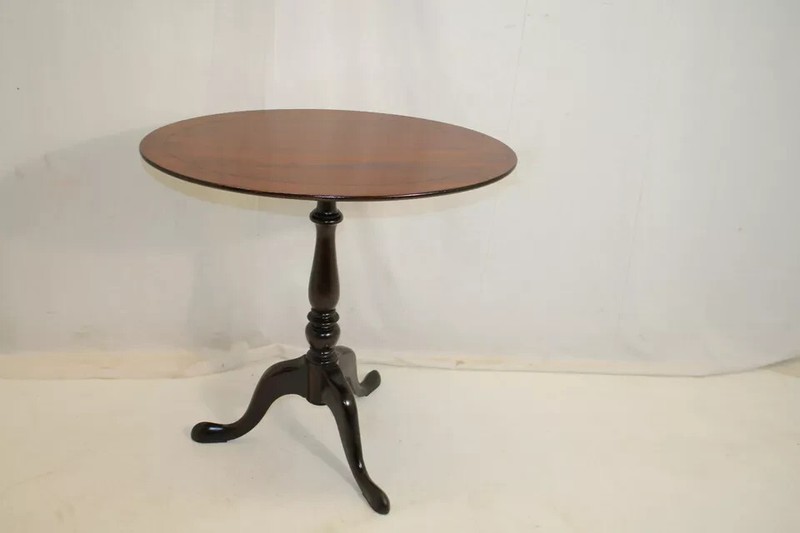 1920s English Queen Anne Chippendale End Side Table w/ Tilt Top–Antique Mahogany gallery
