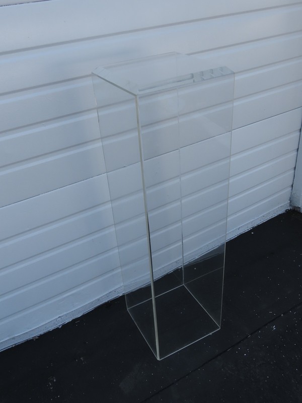 Lucite Tall Flower Statue Stand Pedestal Table 6419
