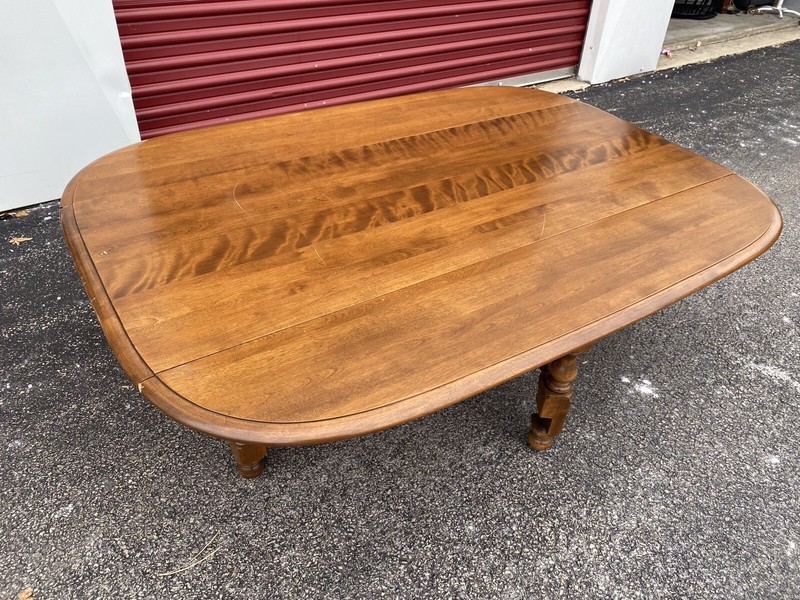 Ethan Allen Drop Leaf Wood Table H: 16” Closed:5” x 22” Open: 41.5”