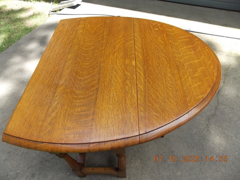 Med Size Solid English Oak Double Drop Leaf Gateleg Table Turned Post Leg 0 S&H gallery