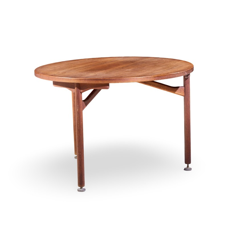 Jens Risom Mid Century Round Walnut Dining Table gallery