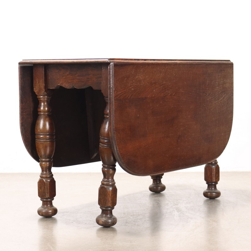 Antique Extendable Table Oak United Kingdom XX Century Original gallery
