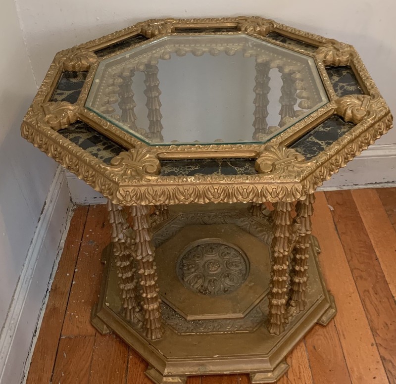 Vintage Hollywood Regency Gold Gilt Side Table With Glass Top