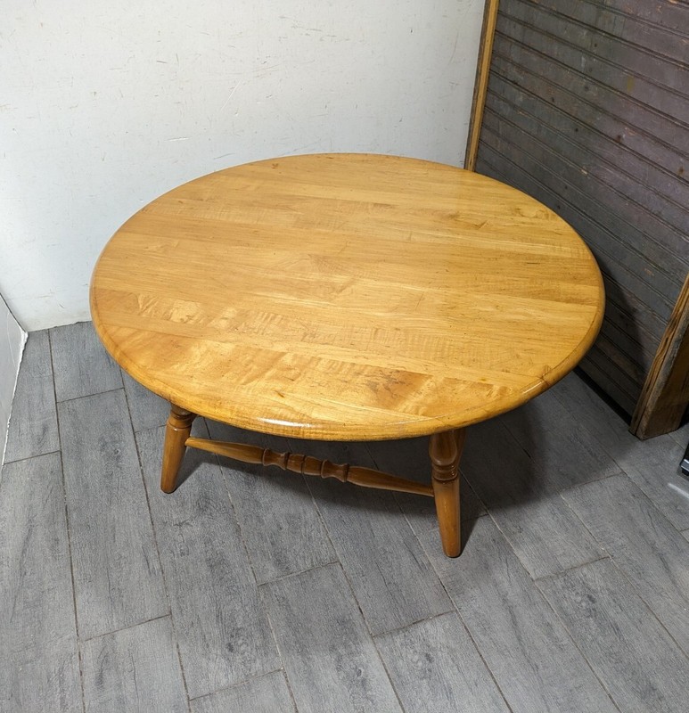 Vintage Rustic Country Farmhouse Amish Round Maple Wood Coffee Table gallery